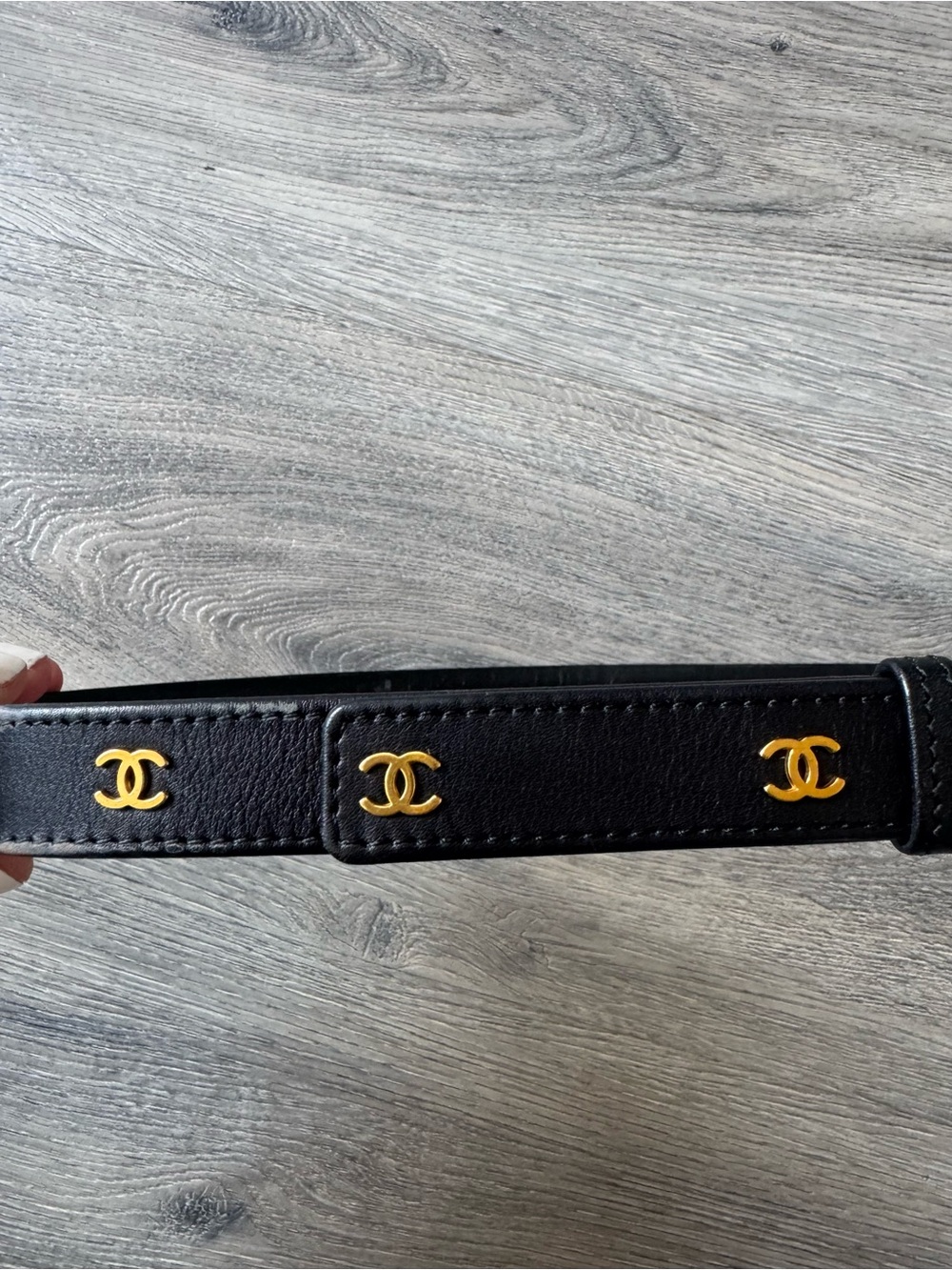 Vintage Chanel Logo Leather Belt - Picture 3 of 7